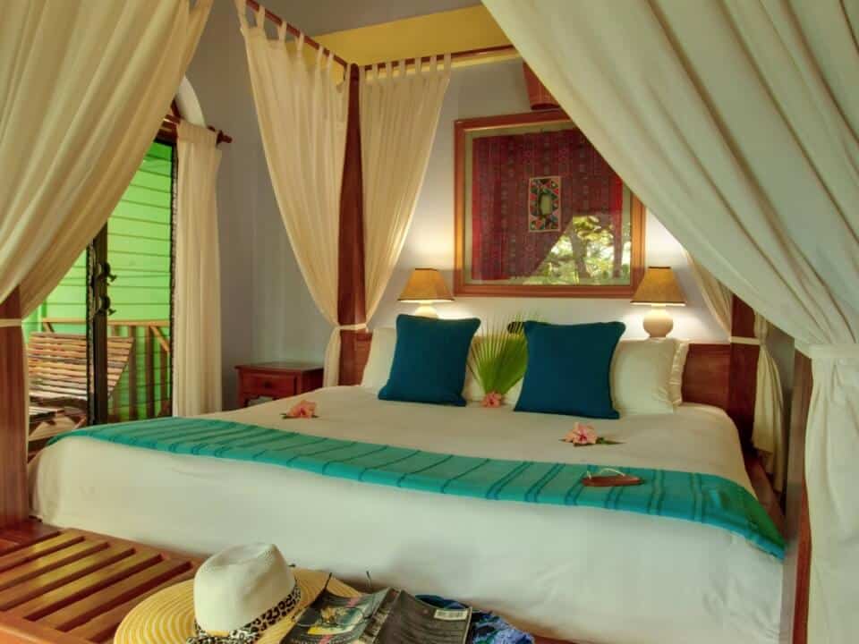 Belize Beachfront Suites | Luxurious Beachside Rooms at Hamanasi